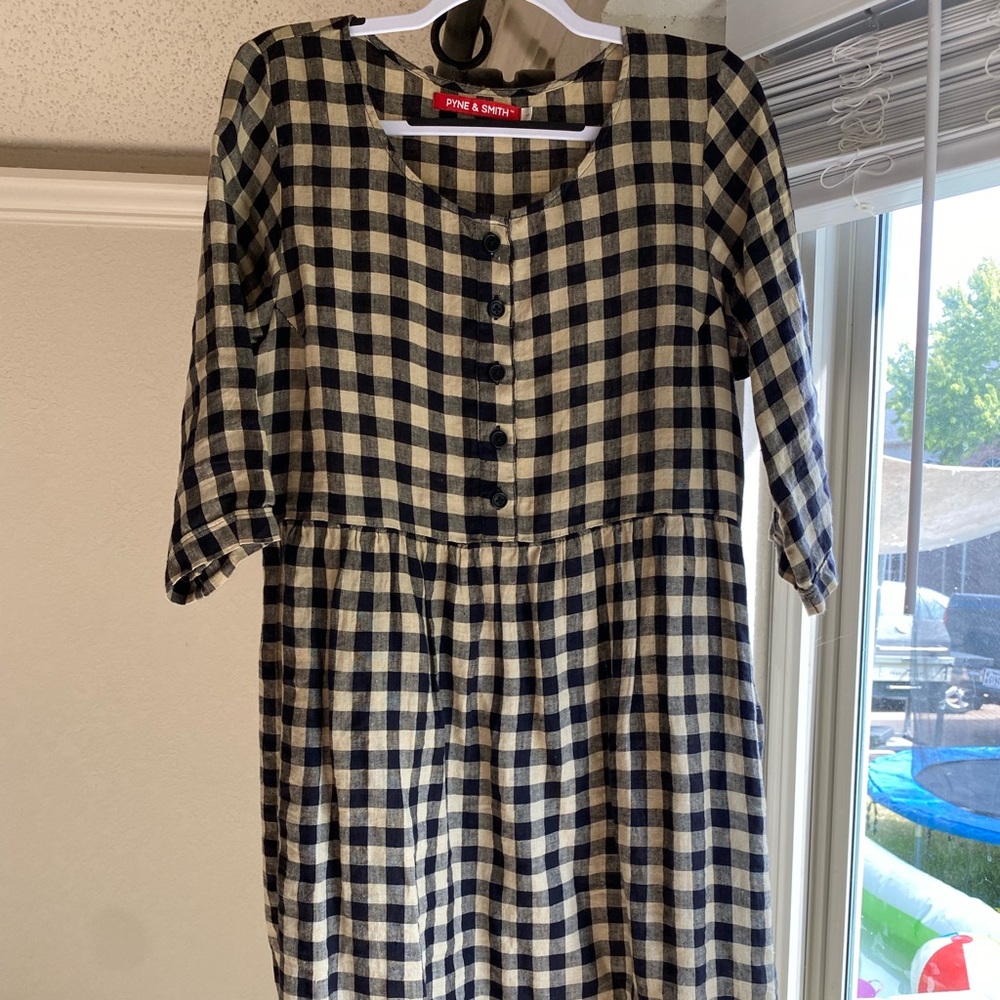 Large Pyne & Smith no.12 Montmartre Check
